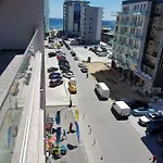 De Lux Nord * Mamaia